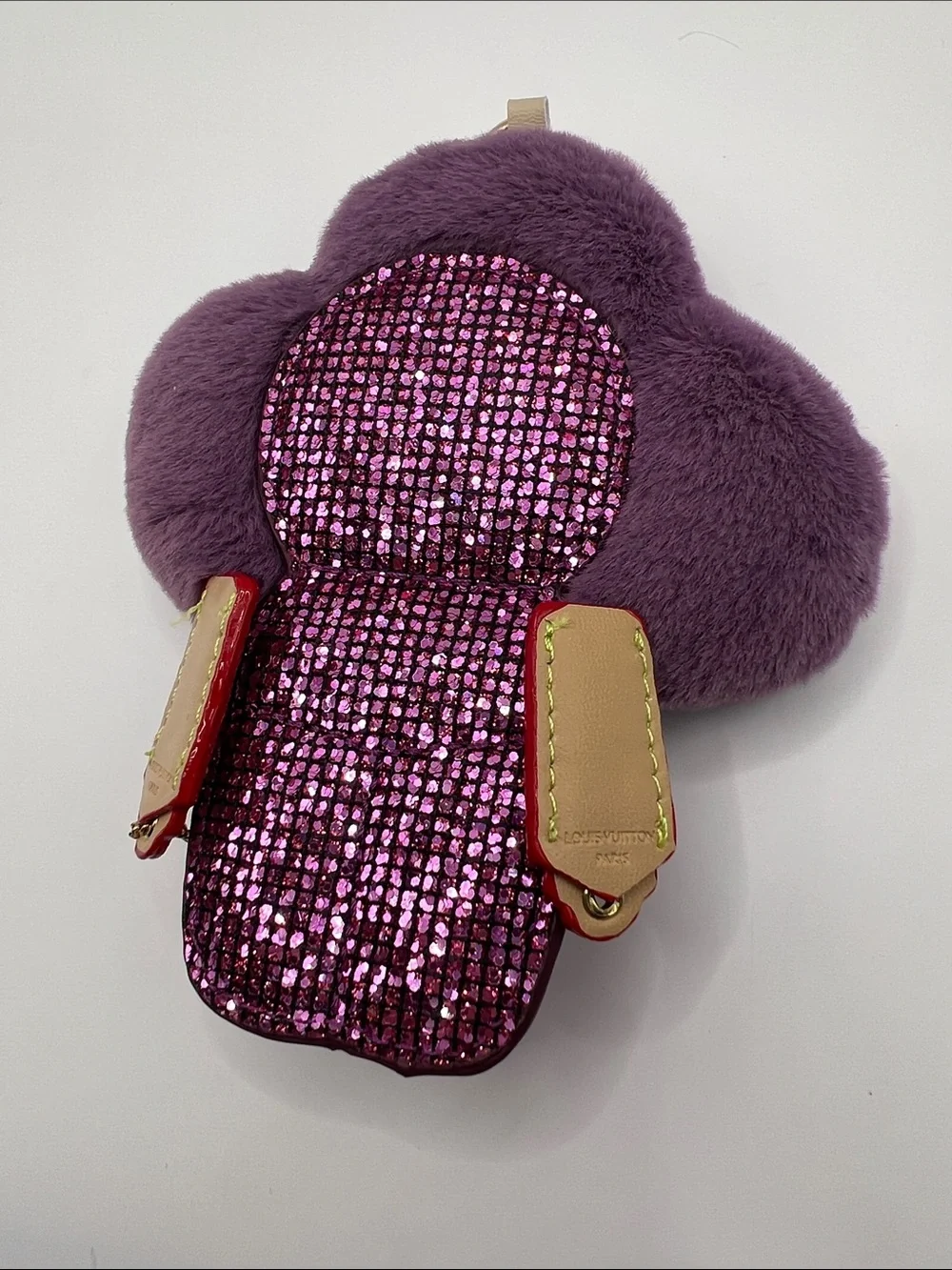 The Unbranded Brand 1422 playful